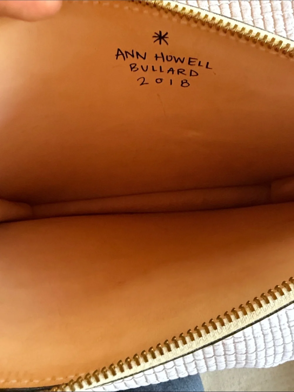 N/A stylish tan